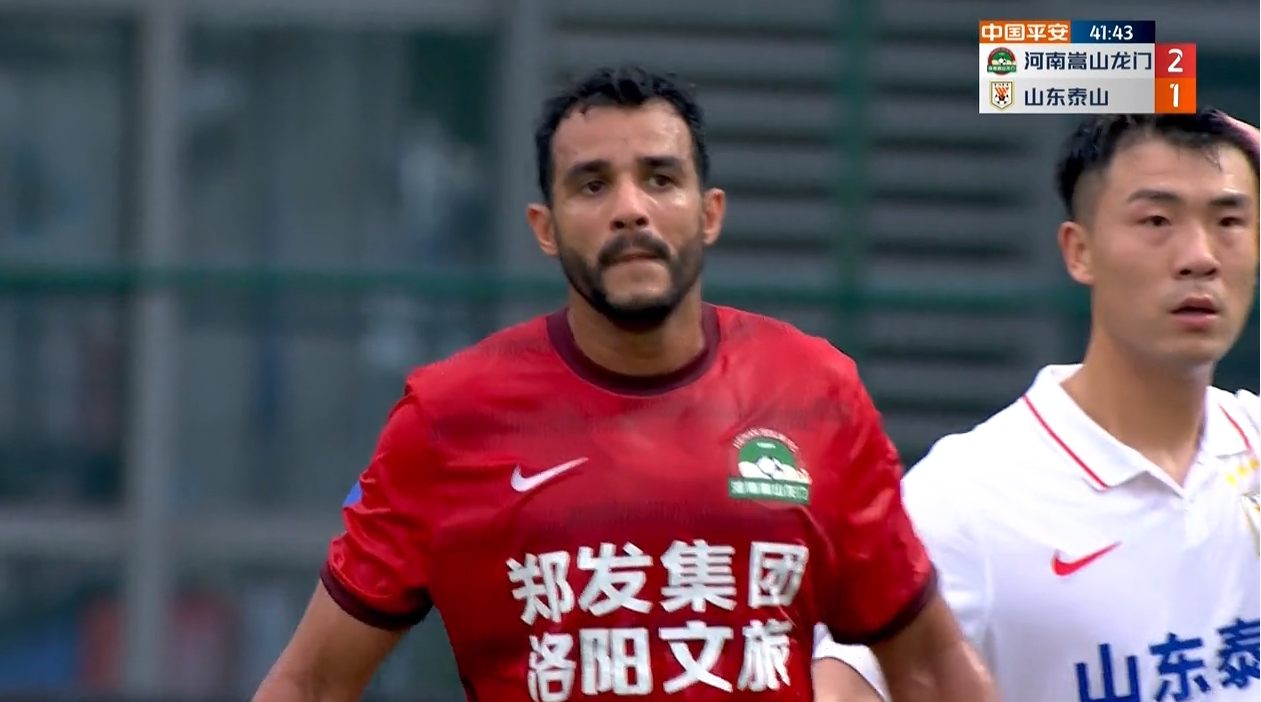 窗口期新疆广汇备战德甲，战术微调细节曝光，压力陡增，身体对抗强度拉满